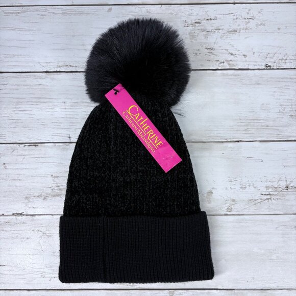 Catherine Malandrino Black Knit Beanie With Faux Fur Pom-Pom O/S NWT - Picture 1 of 7
